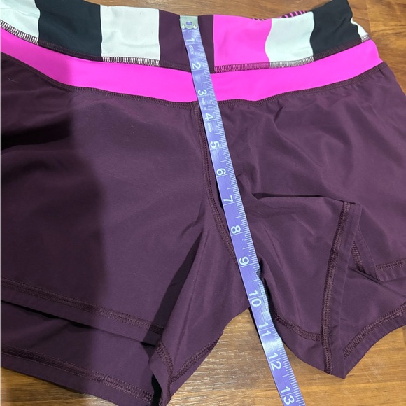 Lululemon Shorts. Size 6. No size tag. Great condition. - Picture 8 of 9